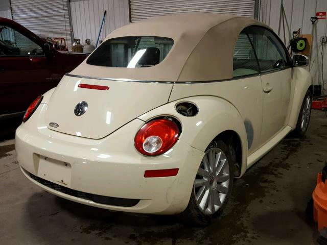 3VWRF31Y98M415836 - 2008 VOLKSWAGEN NEW BEETLE CREAM photo 4