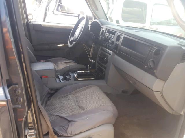 1J8HG48K57C690096 - 2007 JEEP COMMANDER BLACK photo 5