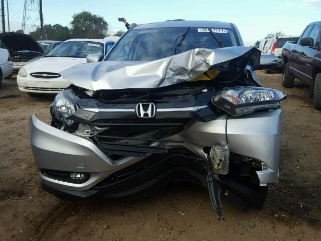 3CZRU5H57GM744155 - 2016 HONDA HR-V EX SILVER photo 9