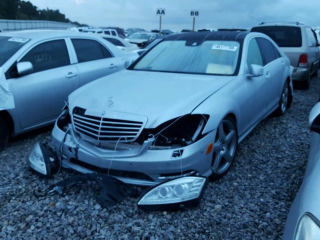 WDDNG7BB8AA337848 - 2010 MERCEDES-BENZ S 550 SILVER photo 2