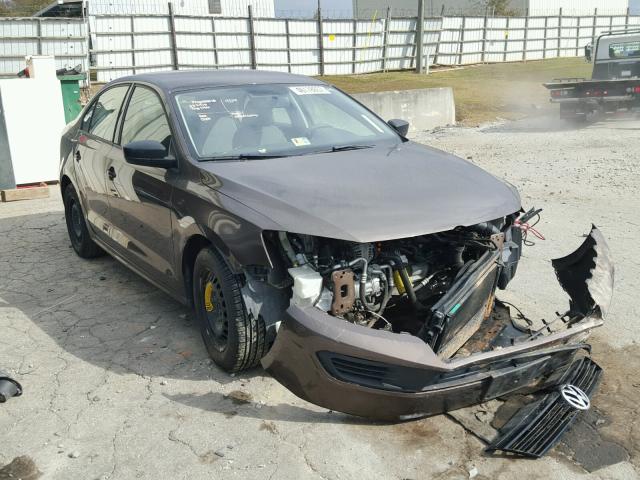 3VW2K7AJ9CM388010 - 2012 VOLKSWAGEN JETTA BASE BROWN photo 1
