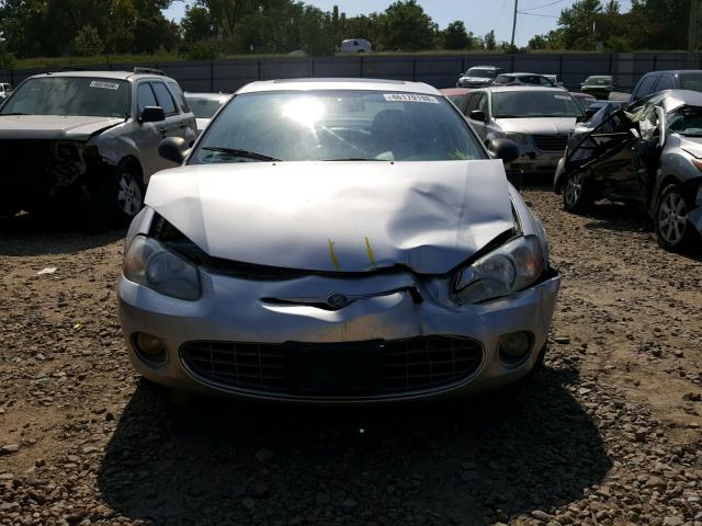 1C3EL56R82N352320 - 2002 CHRYSLER SEBRING LX SILVER photo 9