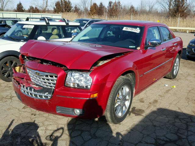 2C3CK5CV5AH331170 - 2010 CHRYSLER 300 TOURIN RED photo 2