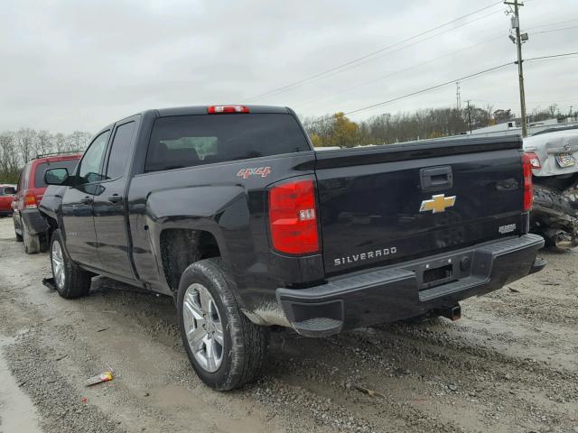 1GCVKPEH3HZ117845 - 2017 CHEVROLET SILVERADO BLACK photo 3