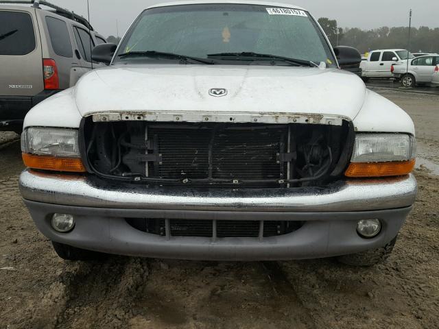 1B7GL2AX5YS647023 - 2000 DODGE DAKOTA QUA WHITE photo 9