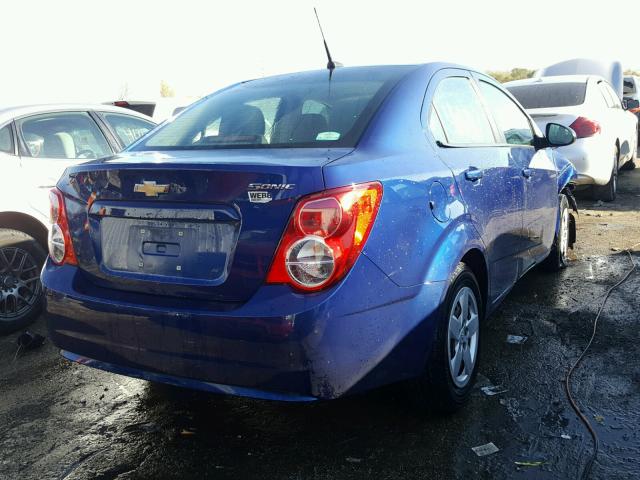 1G1JA5SH8D4191028 - 2013 CHEVROLET SONIC BLUE photo 4