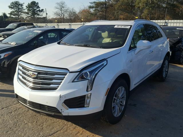 1GYKNBRS7HZ200398 - 2017 CADILLAC XT5 LUXURY WHITE photo 2