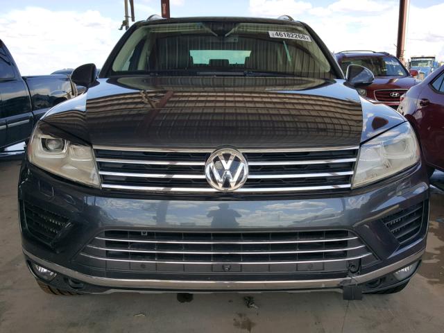 WVGEP9BP8FD001877 - 2015 VOLKSWAGEN TOUAREG V6 BLUE photo 9