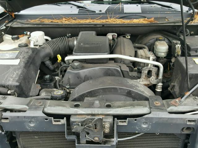 1GNDT13S552151379 - 2005 CHEVROLET TRAILBLAZE GRAY photo 7