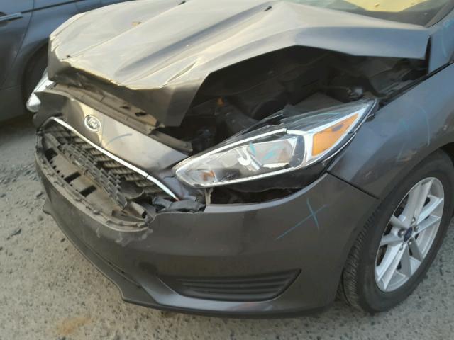 1FADP3K25FL256886 - 2015 FORD FOCUS SE GRAY photo 9