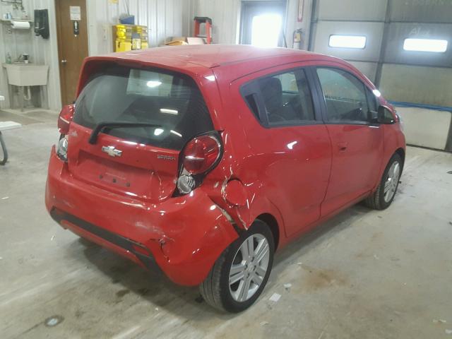 KL8CD6S95DC507411 - 2013 CHEVROLET SPARK 1LT Красный фото 4