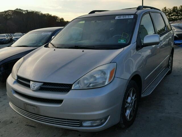 5TDZA22C55S311113 - 2005 TOYOTA SIENNA XLE SILVER photo 2