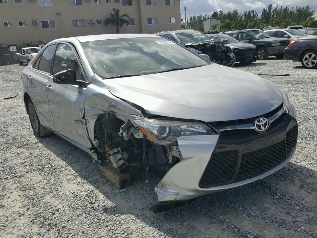 4T1BF1FKXHU635071 - 2017 TOYOTA CAMRY LE GRAY photo 1