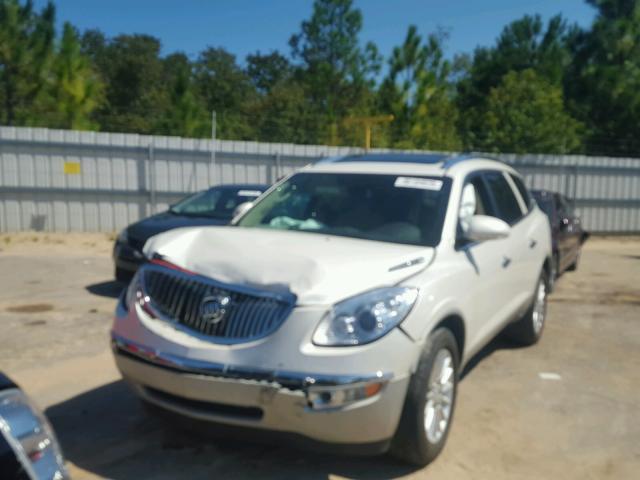 5GAKRCED0CJ209816 - 2012 BUICK ENCLAVE WHITE photo 2