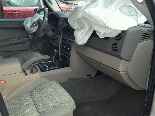 1J8HG48P47C668800 - 2007 JEEP COMMANDER Gümüş foto 5