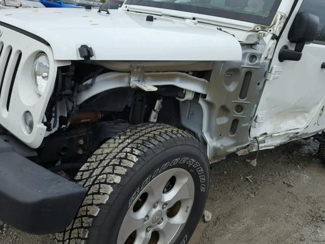 1C4BJWEG7FL553105 - 2015 JEEP WRANGLER U WHITE photo 9