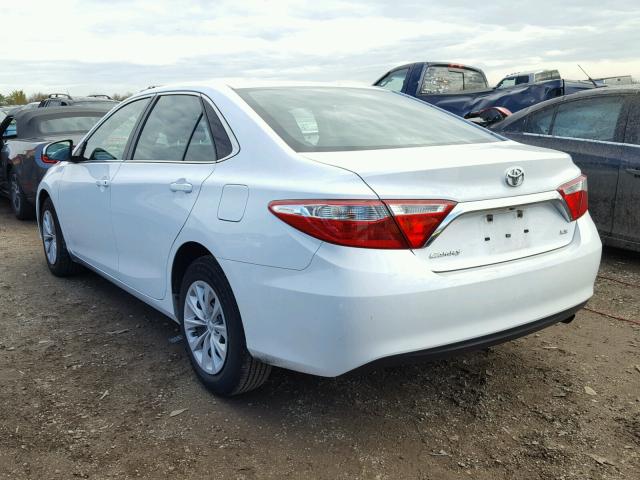 4T4BF1FK8GR522711 - 2016 TOYOTA CAMRY LE WHITE photo 3