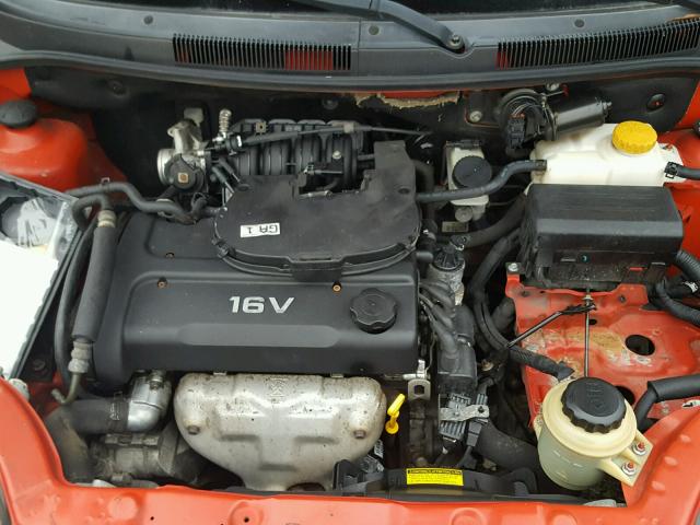 KL1TD52665B452764 - 2005 CHEVROLET AVEO BASE RED photo 7