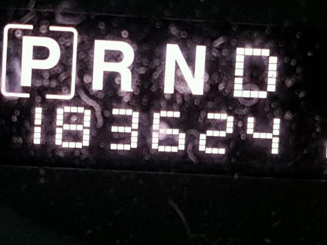 1J8HG68258C200415 - 2008 JEEP COMMANDER 银色 照片 8