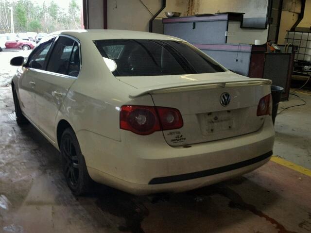 3VWRG71K65M638184 - 2005 VOLKSWAGEN NEW JETTA WHITE photo 3