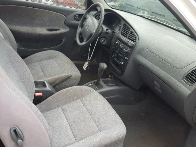 KLATA2269YB522964 - 2000 DAEWOO LANOS S 白色 照片 5