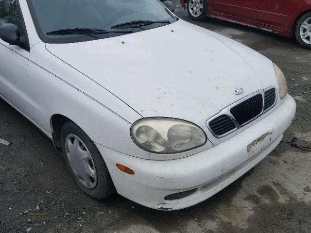 KLATA2269YB522964 - 2000 DAEWOO LANOS S 白色 照片 9