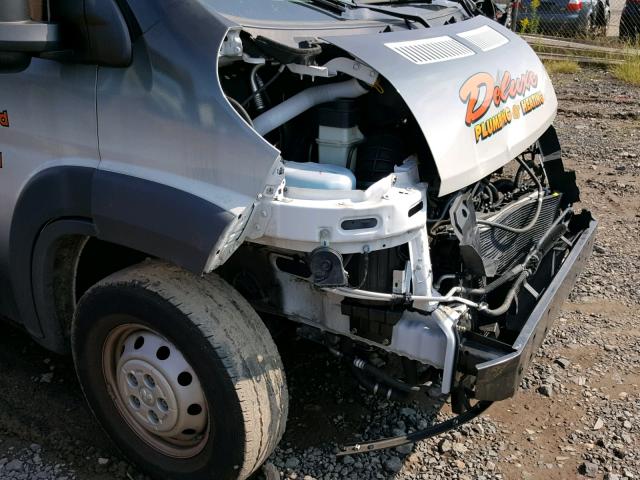 3C6TRVDG7HE524568 - 2017 RAM PROMASTER 双色 照片 9