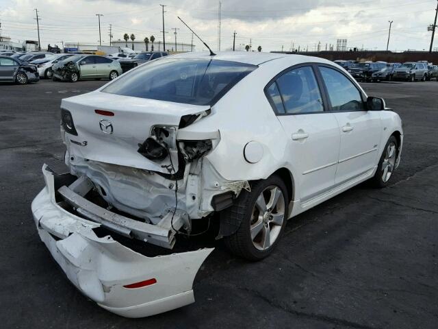 JM1BK324X61449984 - 2006 MAZDA 3 S WHITE photo 4