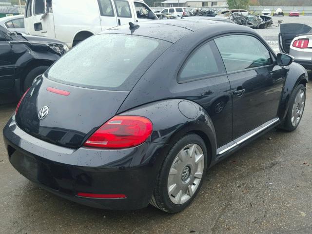 3VWJX7AT9DM656926 - 2013 VOLKSWAGEN BEETLE BLACK photo 4