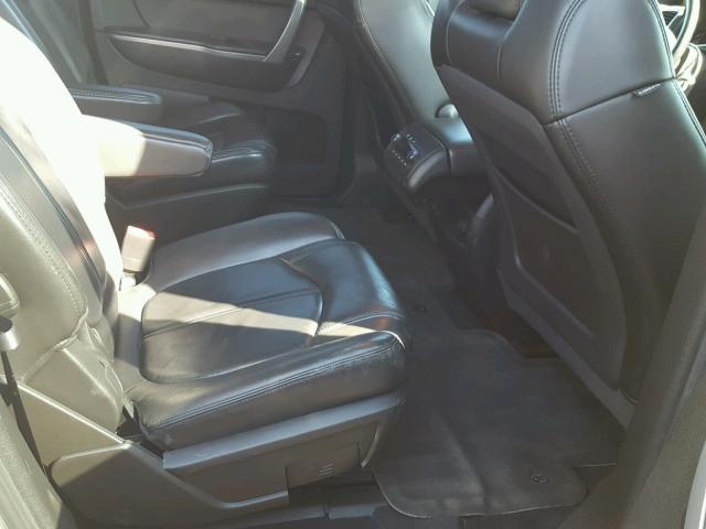 1GKLVMED8AJ134742 - 2010 GMC ACADIA SLT თეთრი ფოტო 6