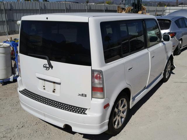 JTLKT324054025924 - 2005 TOYOTA SCION XB თეთრი ფოტო 4