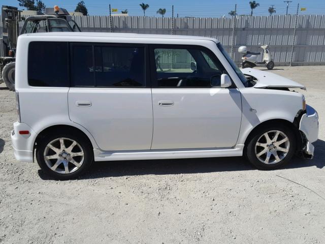 JTLKT324054025924 - 2005 TOYOTA SCION XB თეთრი ფოტო 9