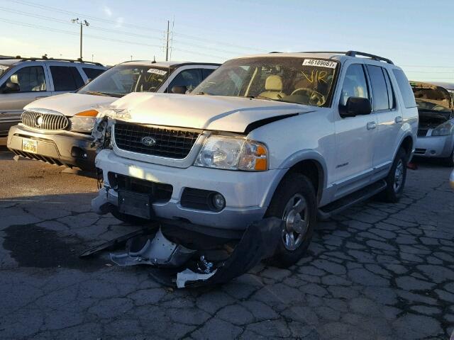 1FMDU75W52ZB28885 - 2002 FORD EXPLORER WHITE photo 2