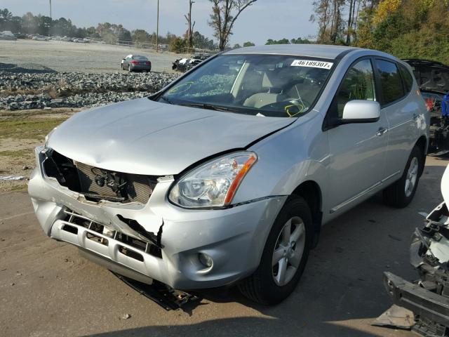 JN8AS5MV2DW601371 - 2013 NISSAN ROGUE S SILVER photo 2