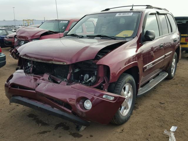 1GKDT13S452101263 - 2005 GMC ENVOY MAROON photo 2