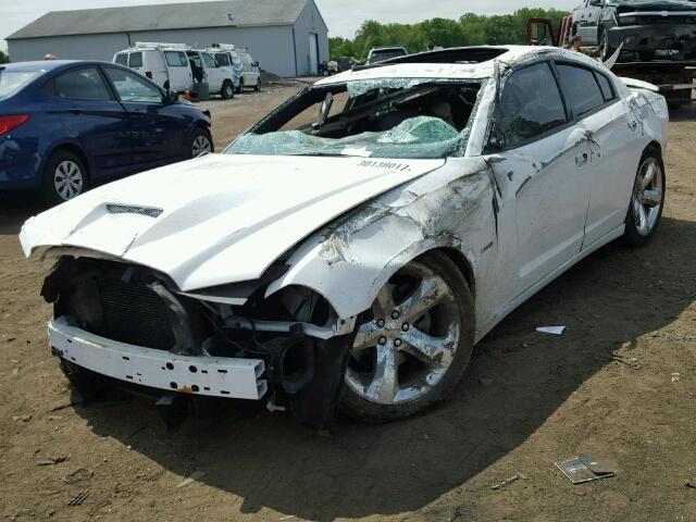 2B3CL5CT8BH572196 - 2011 DODGE CHARGER R/ WHITE photo 2