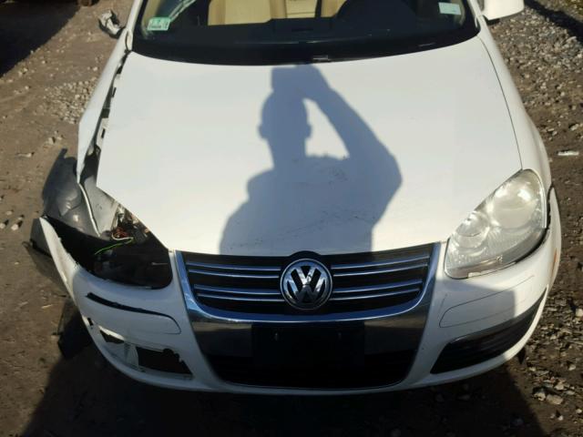 3VWRM71K98M083177 - 2008 VOLKSWAGEN JETTA SE WHITE photo 7