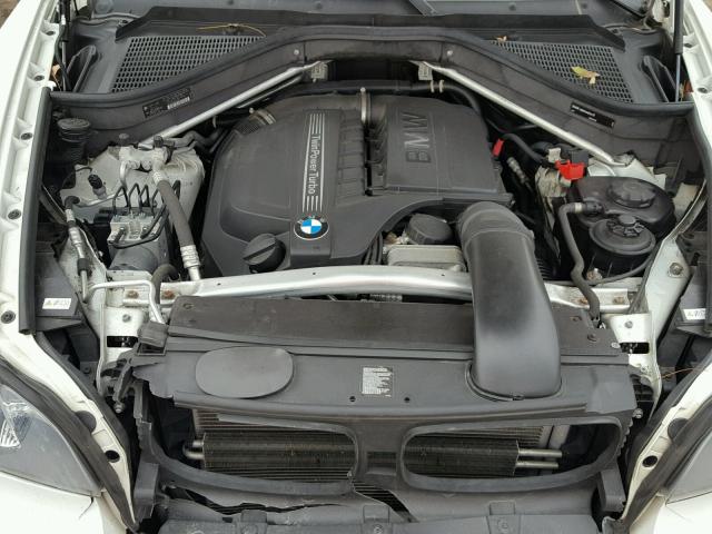5UXZV4C56CL754514 - 2012 BMW X5 XDRIVE3 WHITE photo 7