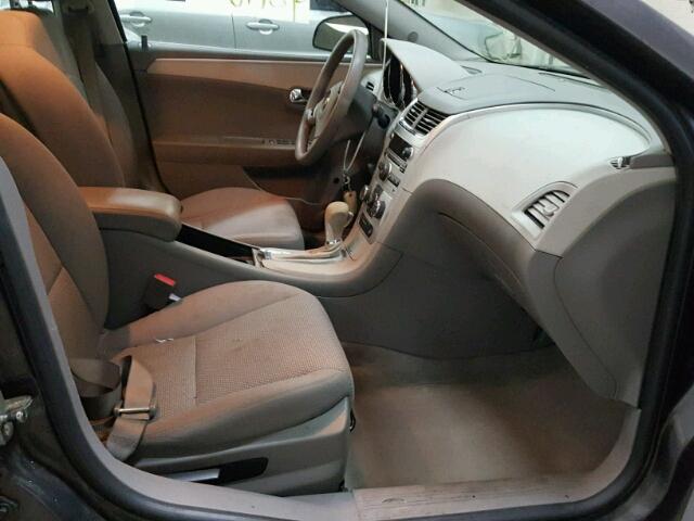 1G1ZB5E13BF318042 - 2011 CHEVROLET MALIBU LS GRAY photo 5