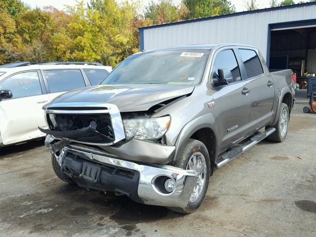 5TFDW5F12CX265771 - 2012 TOYOTA TUNDRA CRE GREEN photo 2