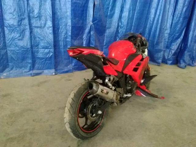 JKAEX8A15GDA26083 - 2016 KAWASAKI EX300 A RED photo 4