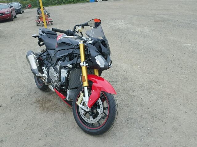 WB10D5205J6A01903 - 2018 BMW S 1000 R RED photo 1