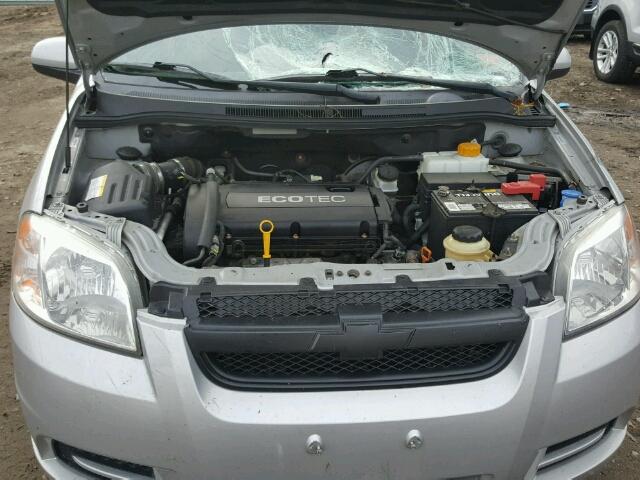 KL1TD5DE2AB124188 - 2010 CHEVROLET AVEO LS SILVER photo 7