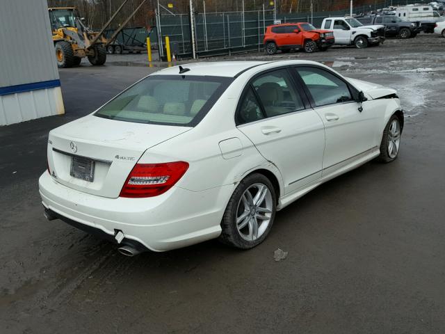 WDDGF8BB7CA712293 - 2012 MERCEDES-BENZ C 300 4MAT WHITE photo 4