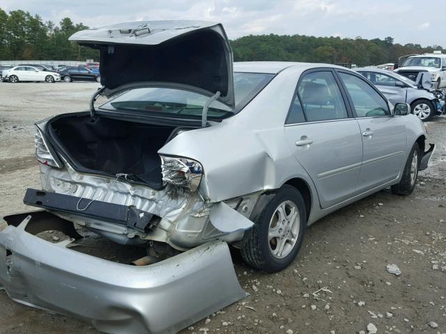 4T1BE32K42U549654 - 2002 TOYOTA CAMRY LE 银色 照片 4