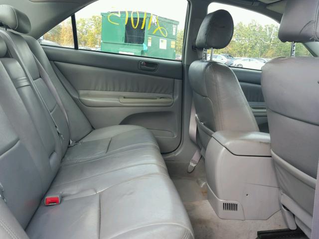 4T1BE32K42U549654 - 2002 TOYOTA CAMRY LE 银色 照片 6