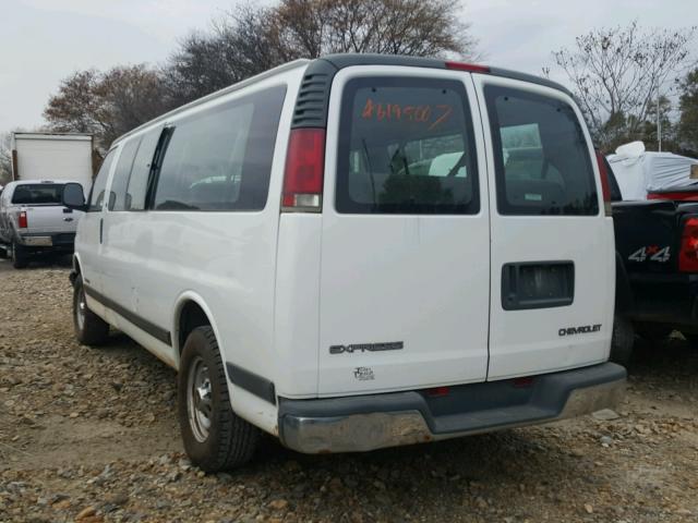 1GAHG39R011206215 - 2001 CHEVROLET EXPRESS G3 WHITE photo 3