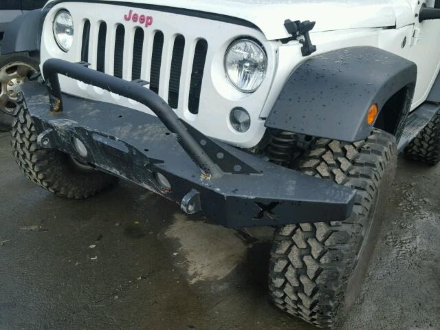 1C4AJWAG5FL557610 - 2015 JEEP WRANGLER S 白色 照片 9