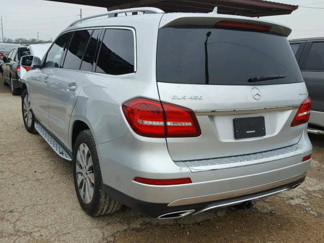 4JGDF6EE7HA826658 - 2017 MERCEDES-BENZ GLS 450 4M SILVER photo 3