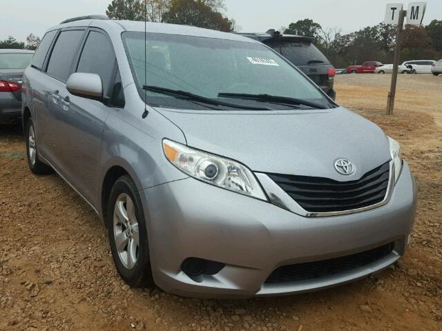 5TDKK3DC5ES441409 - 2014 TOYOTA SIENNA LE BLUE photo 1